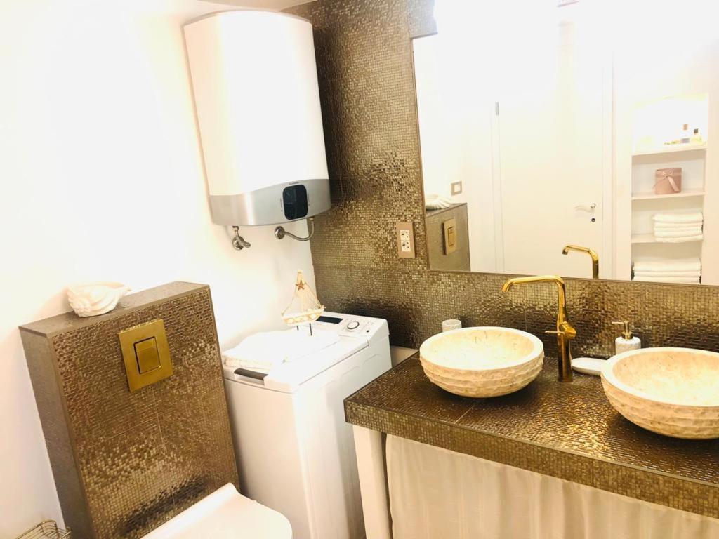 Istrian Stone House In The Heart Of The Beautiful Fishing Village Fazana - Only Few Steps From The Sea And The Wonderful Beach - Incl Plasma-Quad-Plus-Filter Against C O V I D Экстерьер фото