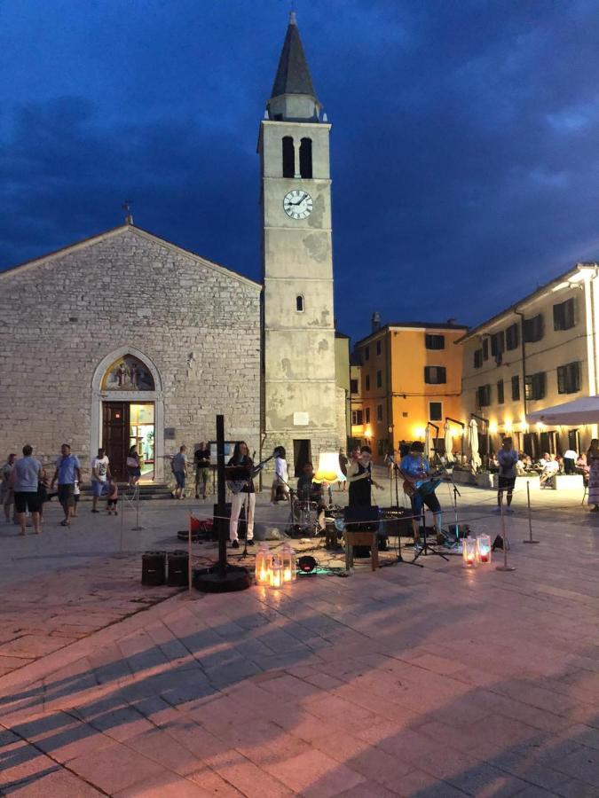 Istrian Stone House In The Heart Of The Beautiful Fishing Village Fazana - Only Few Steps From The Sea And The Wonderful Beach - Incl Plasma-Quad-Plus-Filter Against C O V I D Экстерьер фото