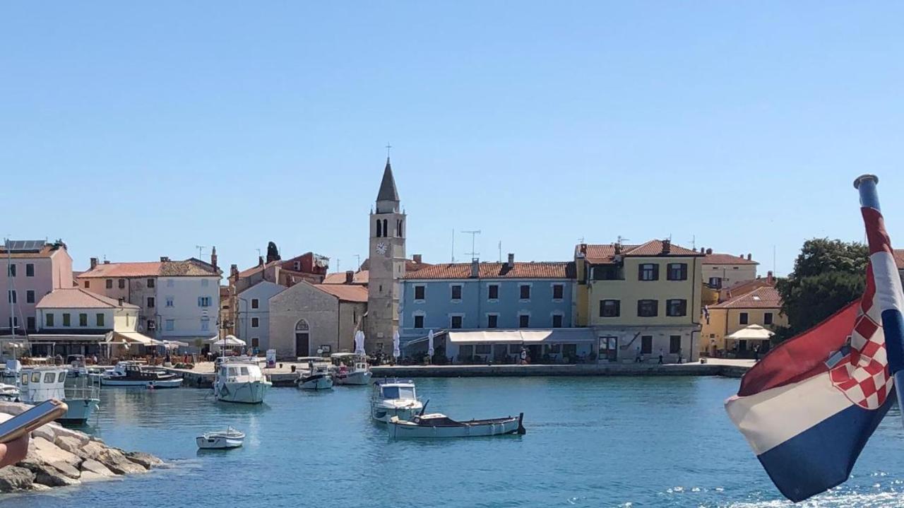 Istrian Stone House In The Heart Of The Beautiful Fishing Village Fazana - Only Few Steps From The Sea And The Wonderful Beach - Incl Plasma-Quad-Plus-Filter Against C O V I D Экстерьер фото